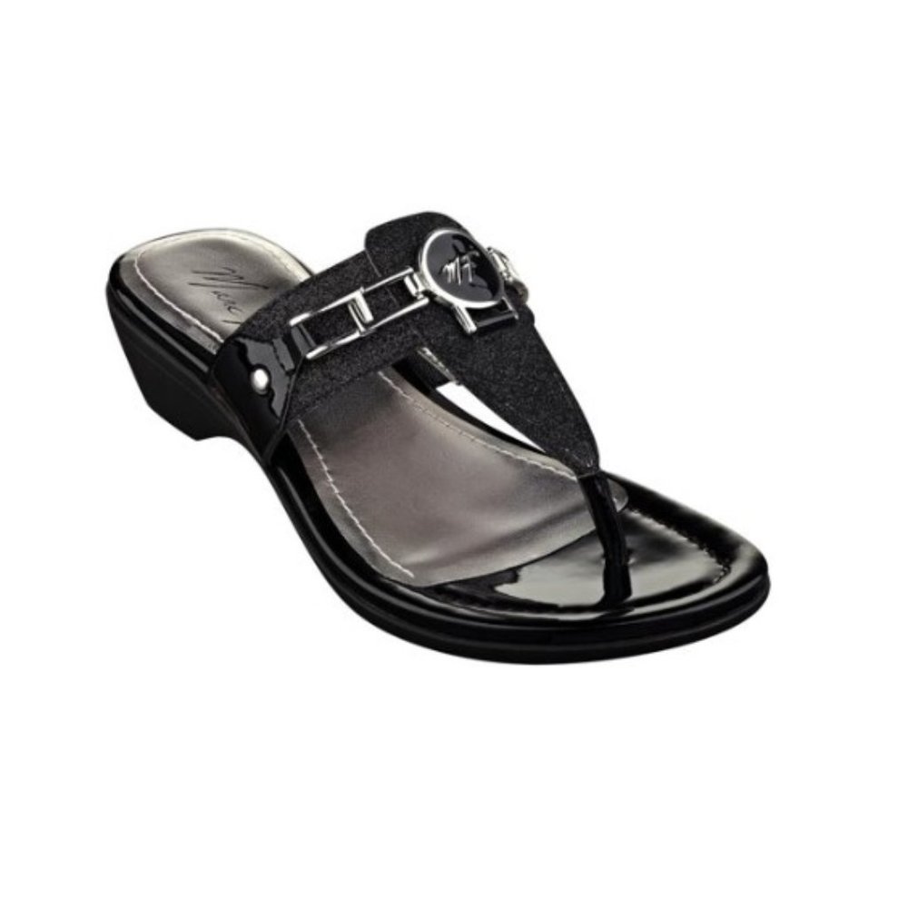 Marc Fisher Amina2 Patent Heeled Sandals Flip Flops Size 5M Black New NIB
